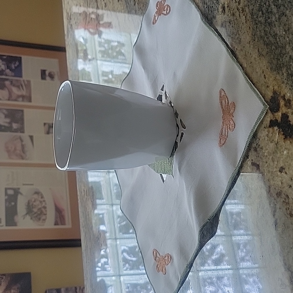 Small ceramic vase - Picture 3 of 6